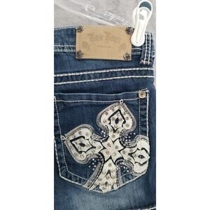 Rose Royce Premium jean shorts Size 7R-  READ